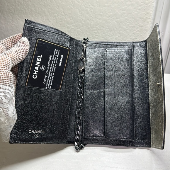 Authentic š„ CHANEL š„CC Logo Matelasse metallic Leather Long Trifold Wallet/ COA - Picture 4 of 17